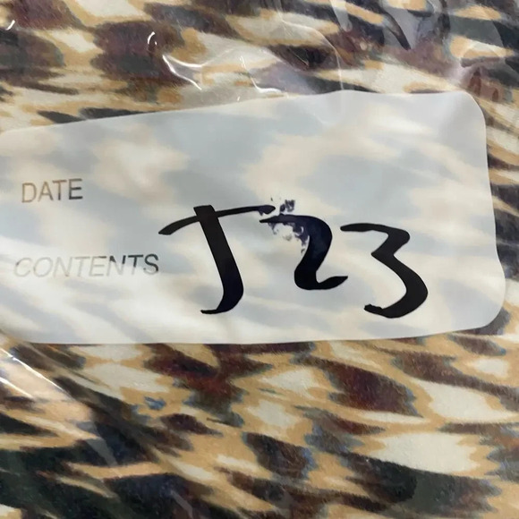 Catherines womens abstract animal print stretch casual tshirt soft 3X - Picture 10 of 10